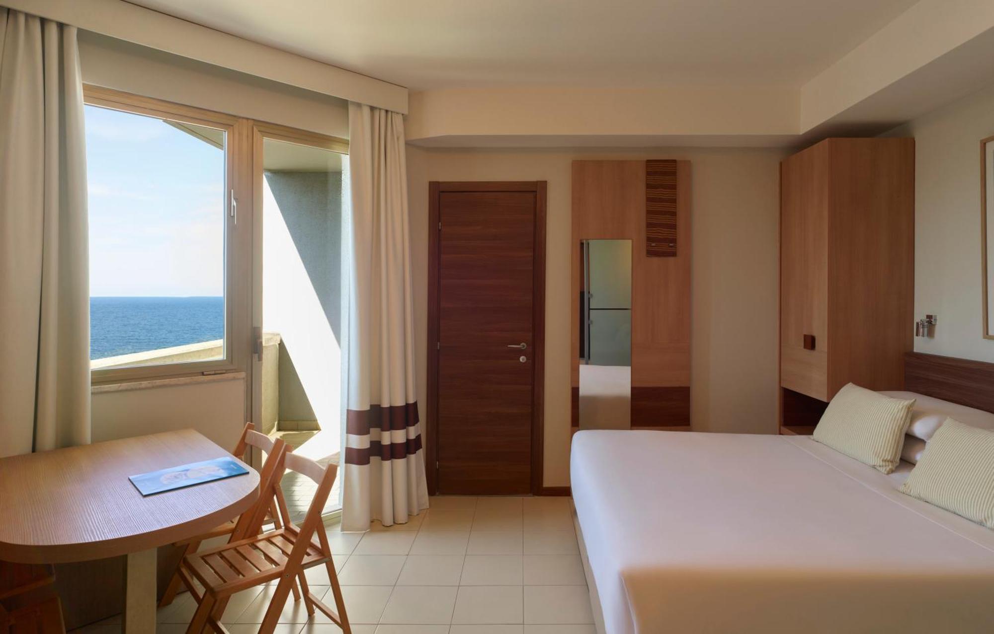Serena Majestic Residence Montesilvano Marina 客房 照片