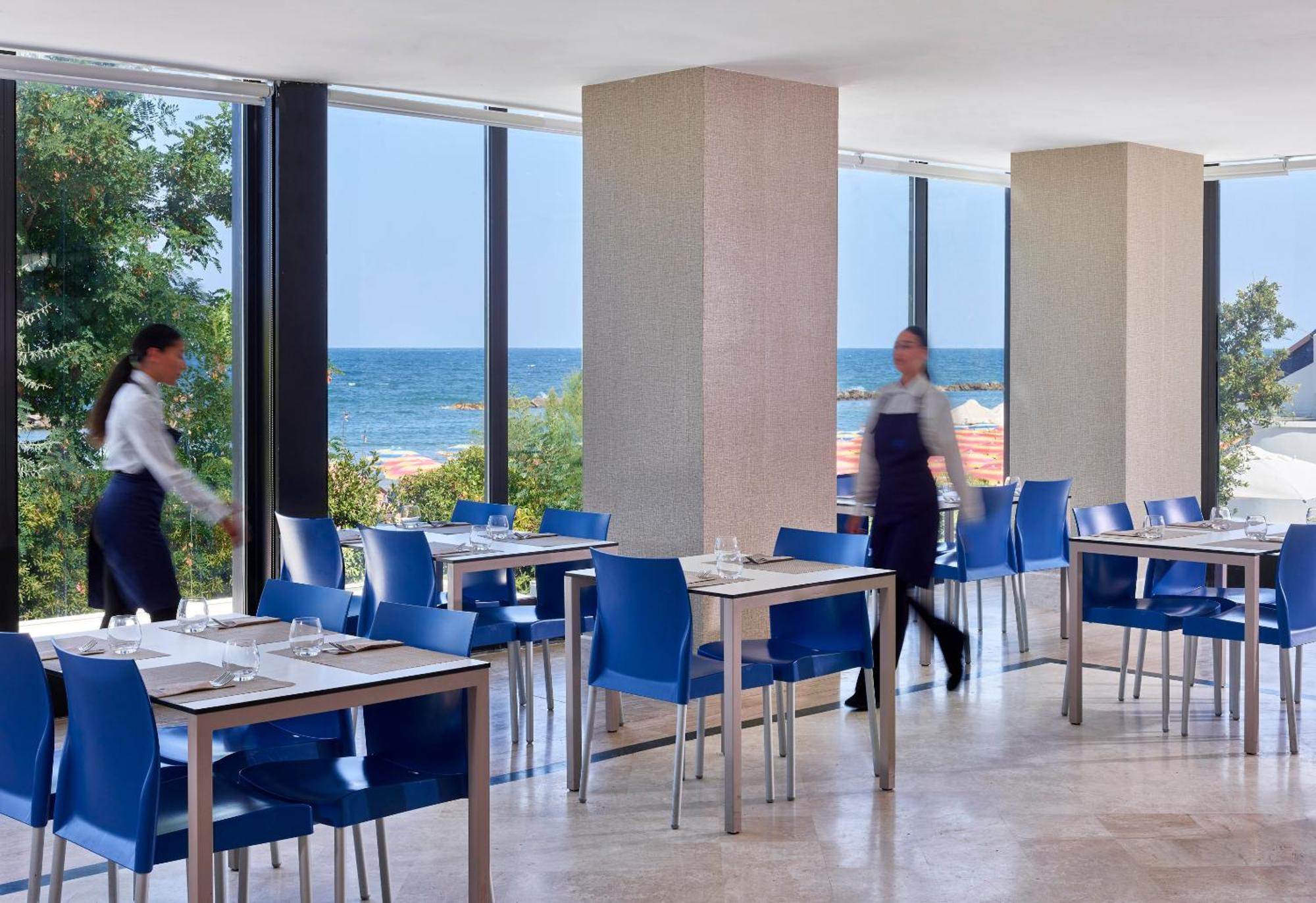 Serena Majestic Residence Montesilvano Marina 外观 照片