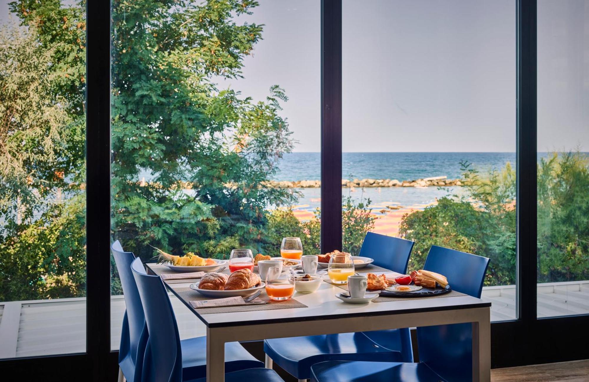 Serena Majestic Residence Montesilvano Marina 外观 照片